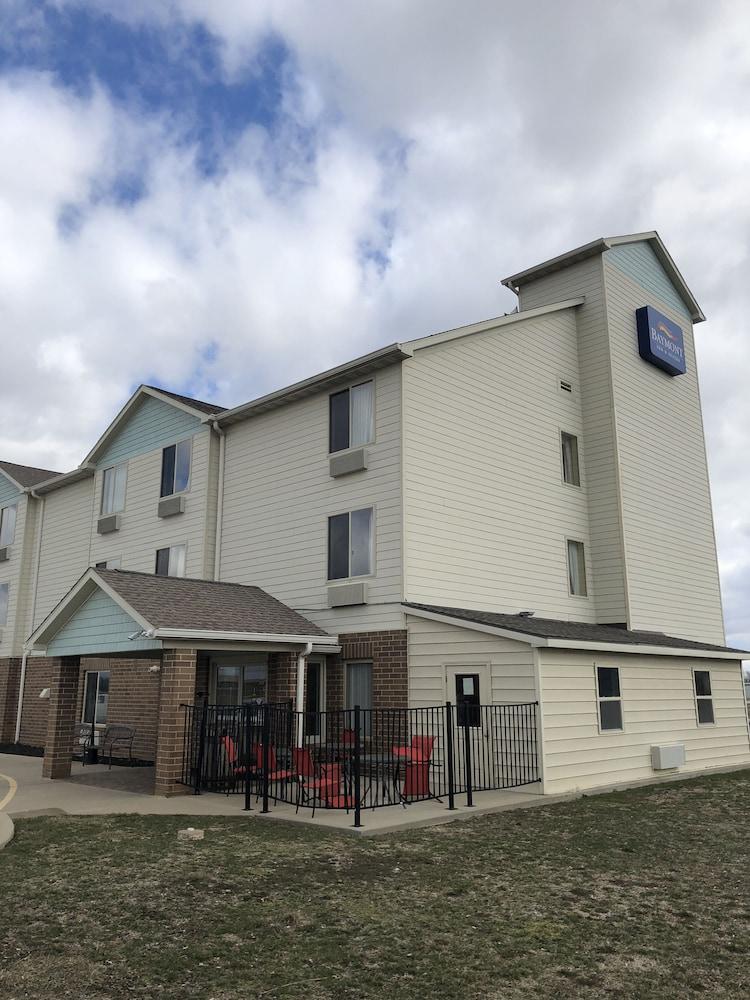 Baymont By Wyndham Jacksonville Exterior photo