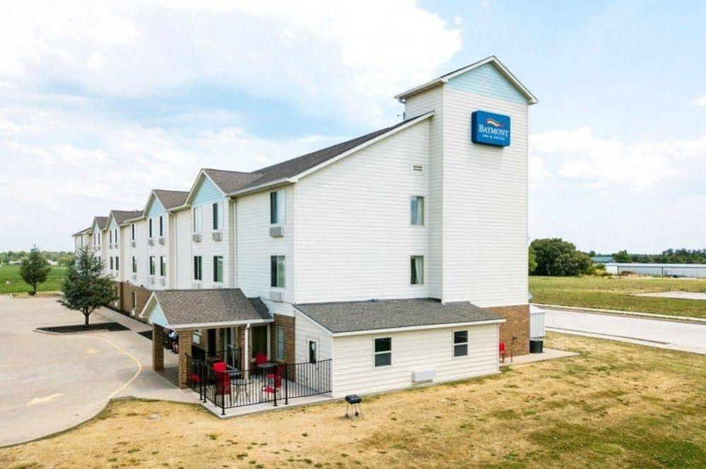 Baymont By Wyndham Jacksonville Exterior photo
